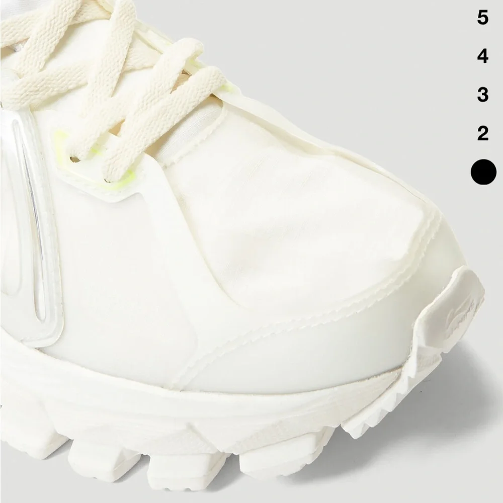 LI-NING
Furious Rider Ace Element Sneakers - Picture 5 of 6